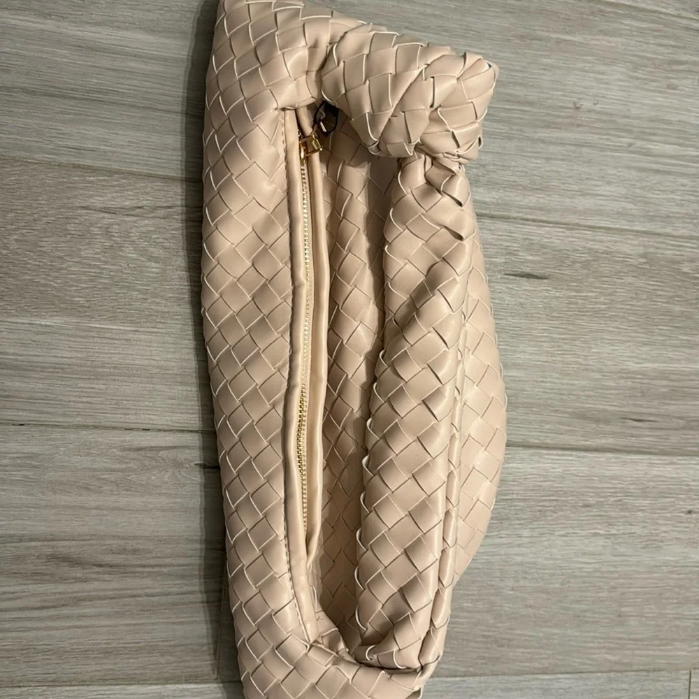 Large Jodie Style Woven Purse